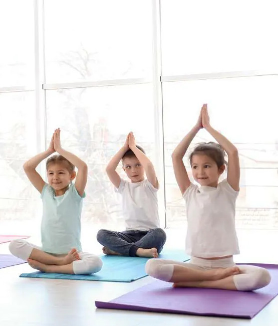 YOGA FAMILIARTEAN 